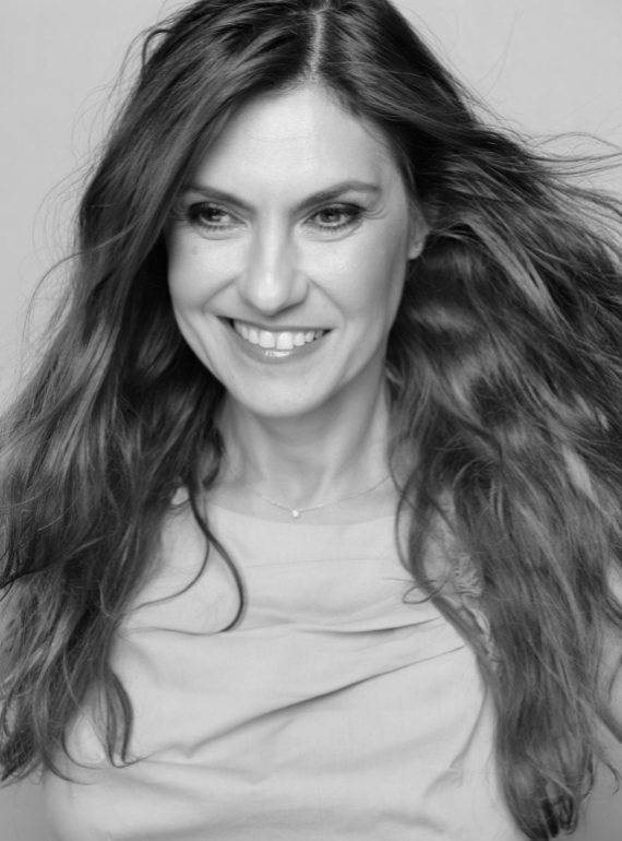 Ich bin Ramona Matschnigg. raum fÜr neues by ramona matschnigg